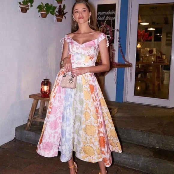 Zimmerman Postcard Printed Linen Midi Dress - Picture 4 of 10